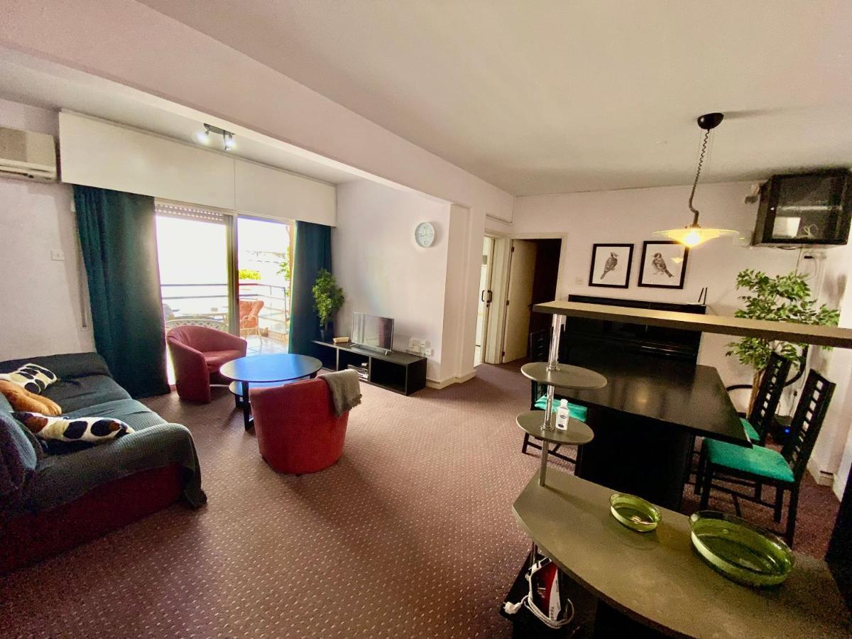 Private Room In A Shared Flat At Best Location ليماسول المظهر الخارجي الصورة