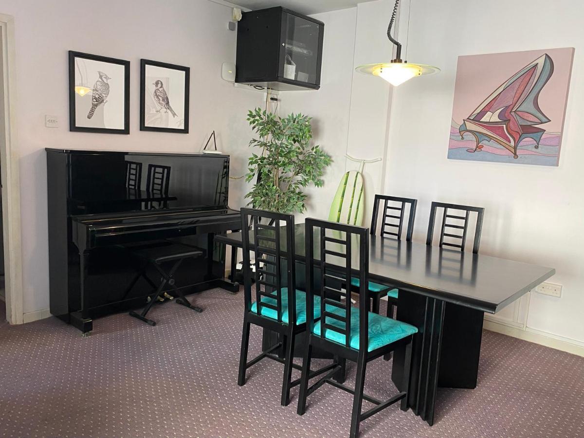 Private Room In A Shared Flat At Best Location ليماسول المظهر الخارجي الصورة