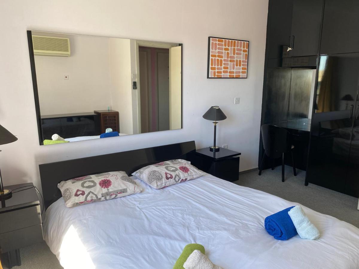 Private Room In A Shared Flat At Best Location ليماسول المظهر الخارجي الصورة
