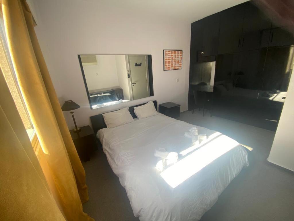 Private Room In A Shared Flat At Best Location ليماسول المظهر الخارجي الصورة